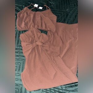 Brown crop top and pant set